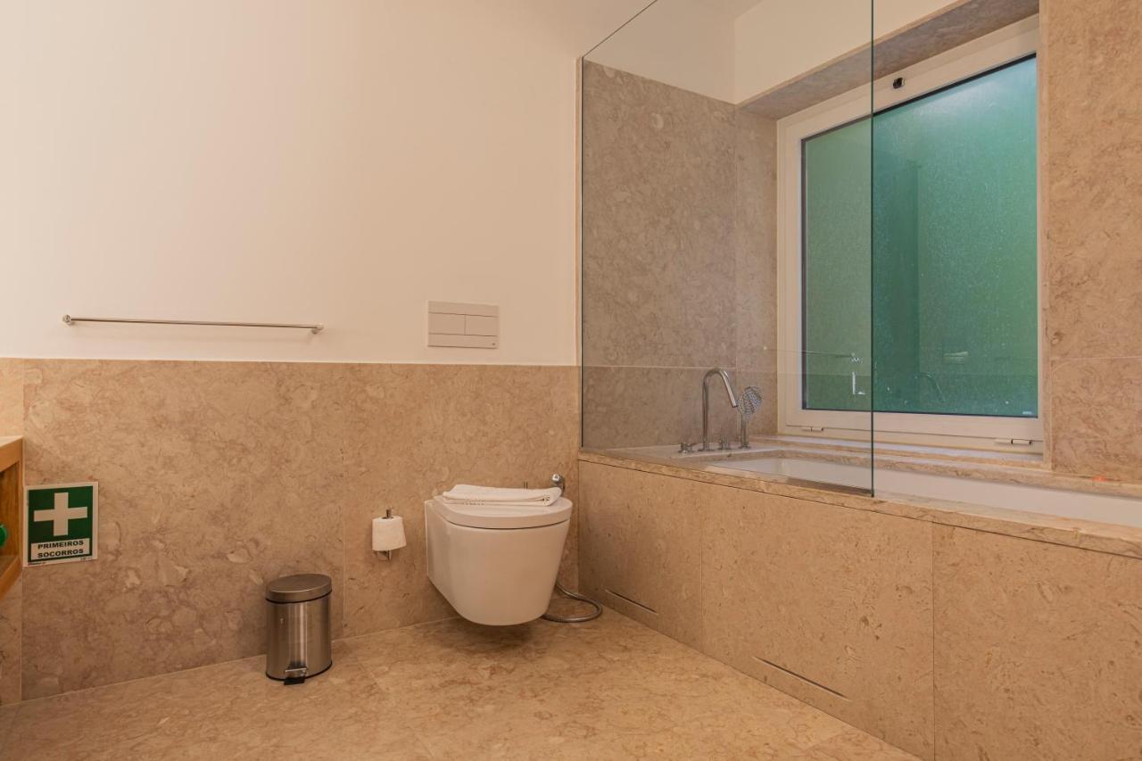 Upscale & Modern 2Bdr Apartment Lisboa Eksteriør billede