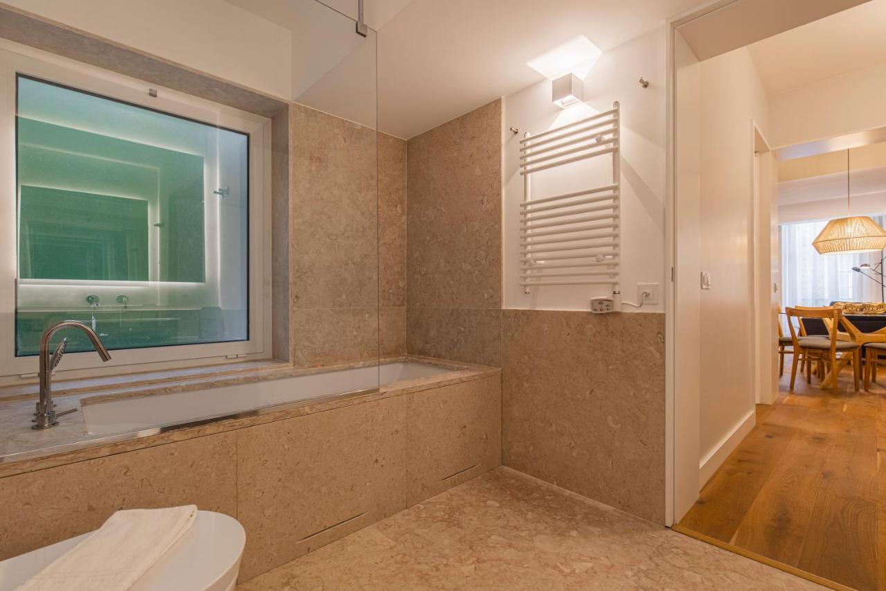Upscale & Modern 2Bdr Apartment Lisboa Eksteriør billede